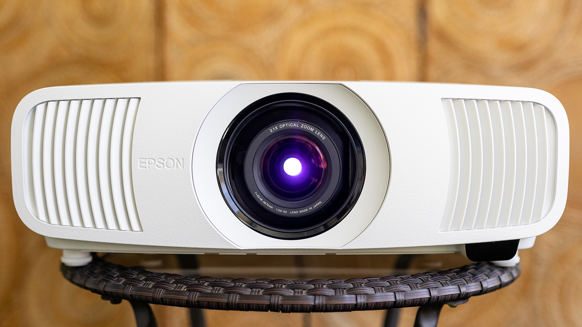 A Comprehensive Buyer’s Guide for Projectors